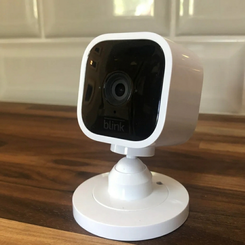 Blink Mini Camera - Picture 3 of 5